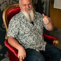 ©Ronny Jau www.ronnyjau.com